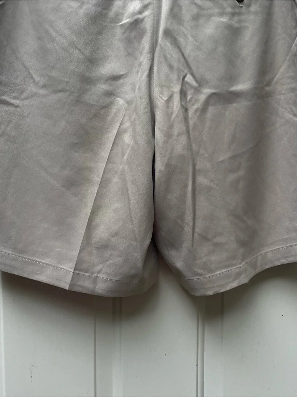 Walter Hagen beige tan lightweight golf casual shorts Men 36 EUC